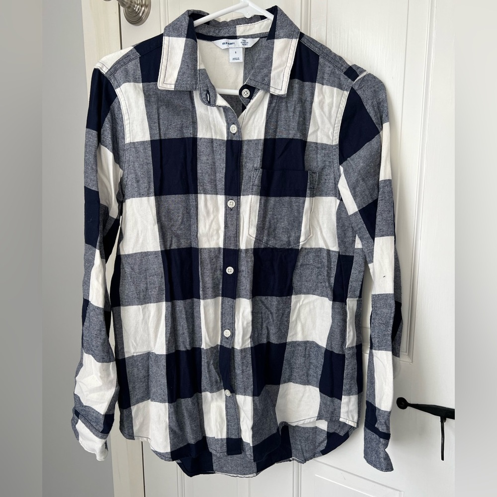 Old Navy The Classic Shirt Plaid blue/white Size Small Women’s